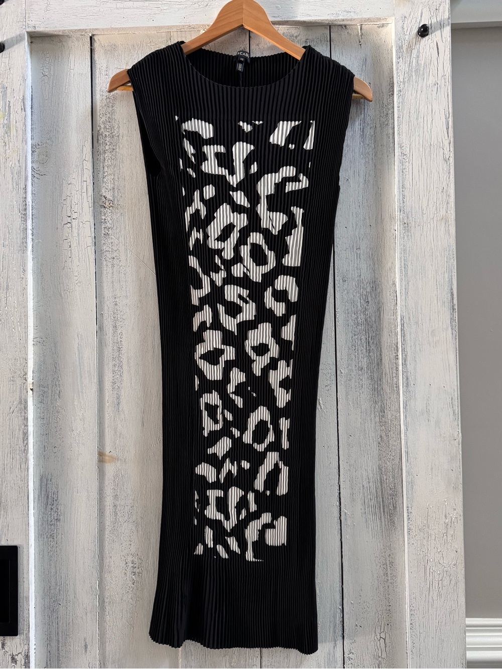 ESCADA Sleeveless Black & Beige Leopard Panel Midi dress S M 36